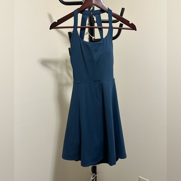 Halara Backless Twisted‎ Flare Low Support Dance Active Dress - Picture 4 of 12